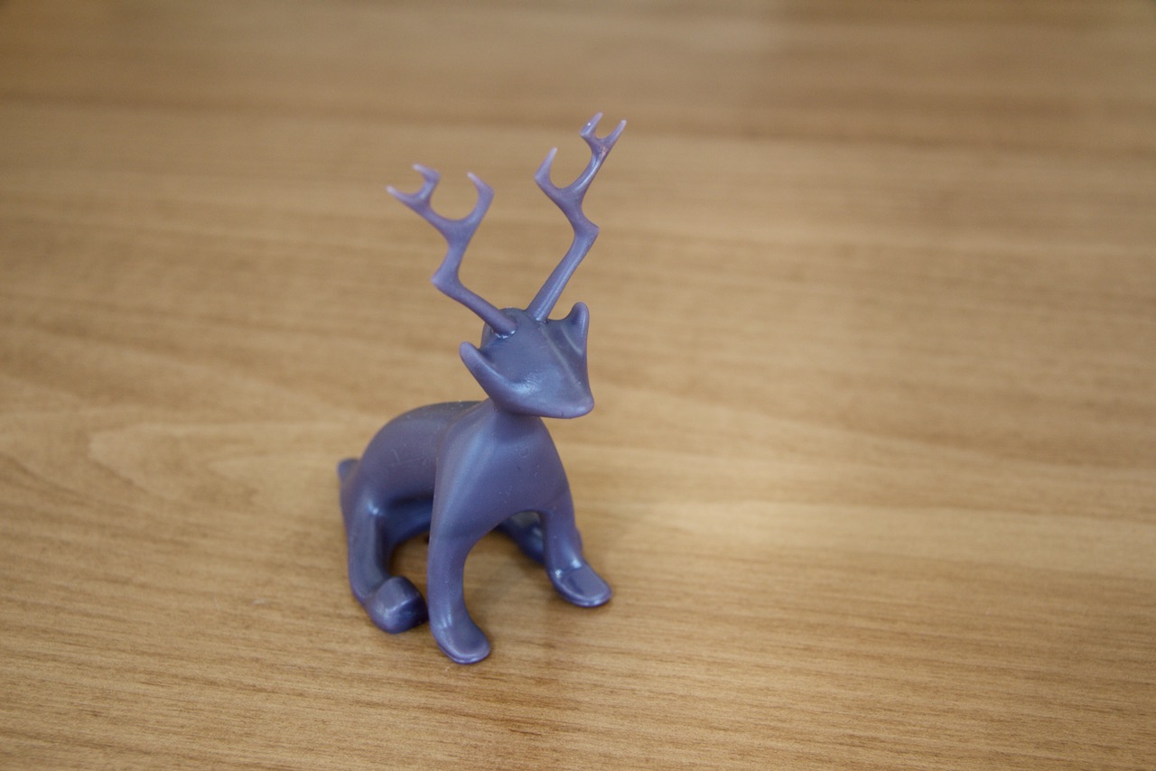 Antlered Creature Sitting — miniatura 2