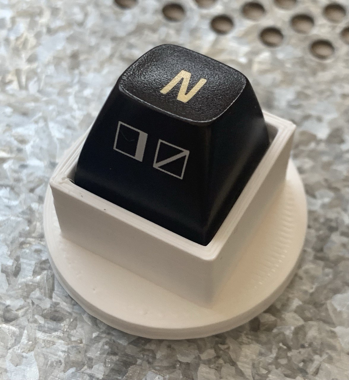 Keycap Stem and Center Tool for C64 and VIC20