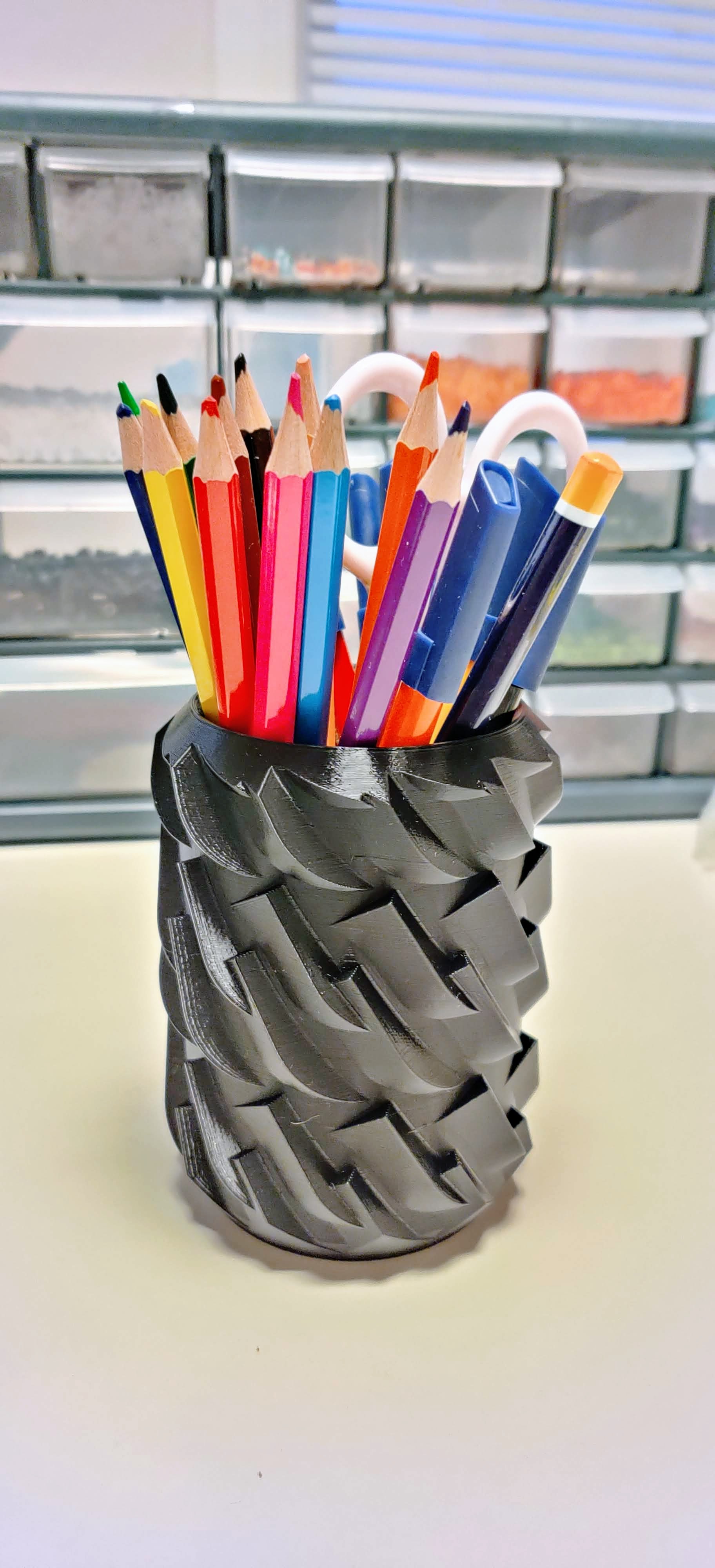 Cup / Pencil holder by dbakklund Download free STL model
