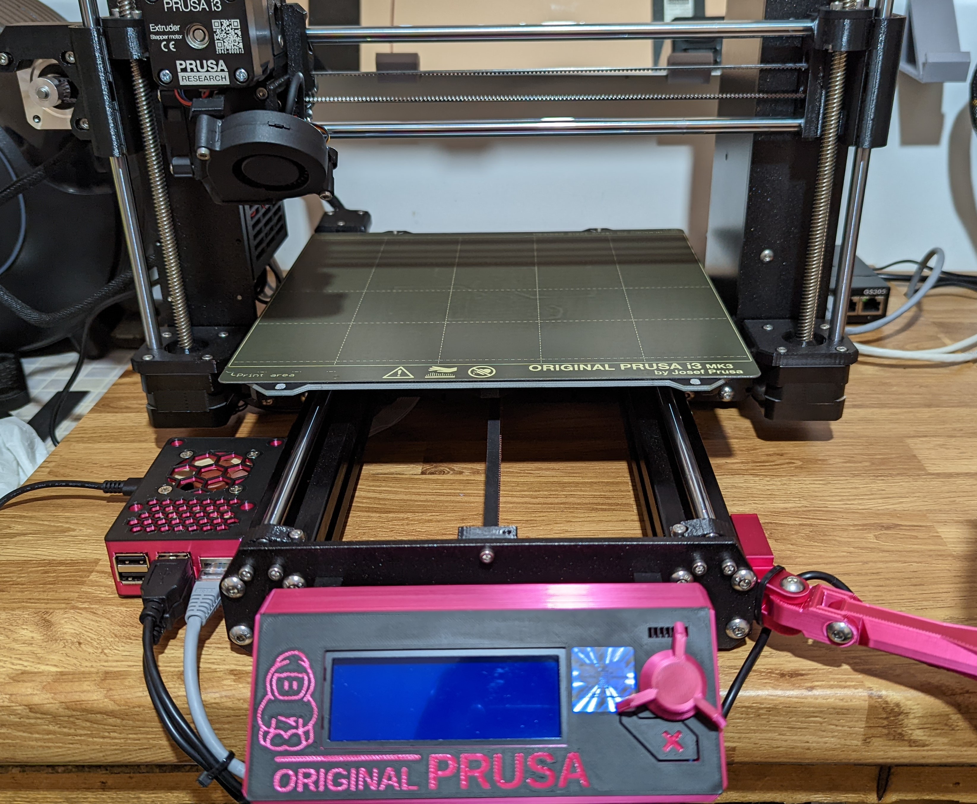 Mountable Raspberry Pi 4 Case for Prusa or Ender etc. by MelSK ...