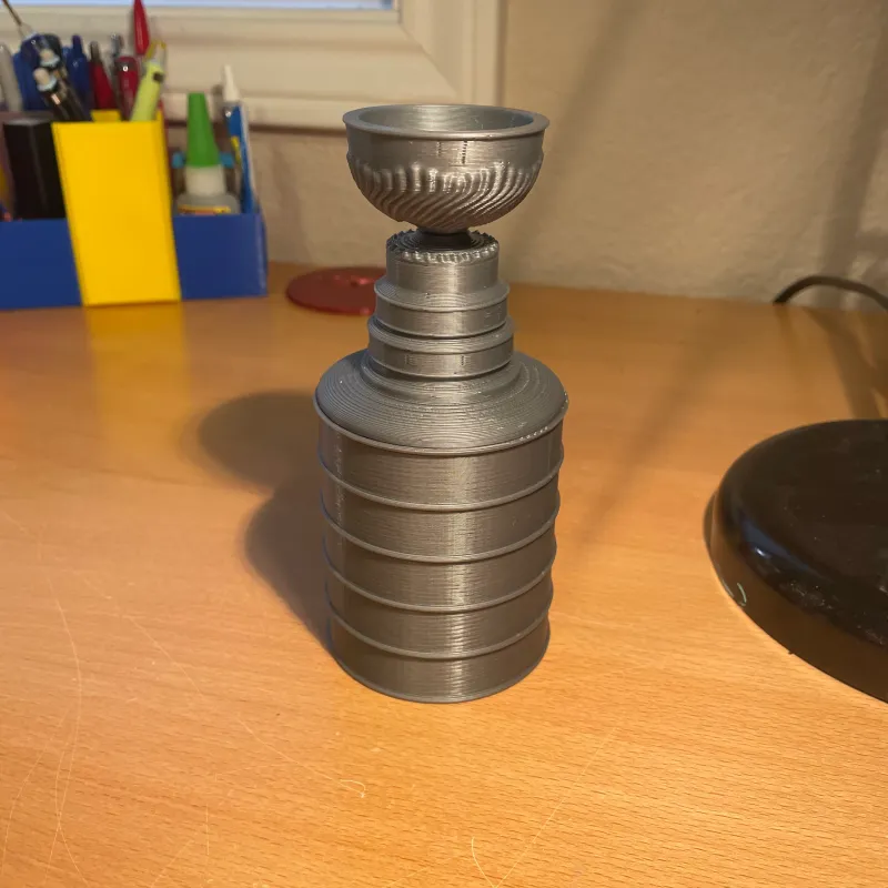 STL file Stanley Cup Chapstick Holder 📱・3D print design to