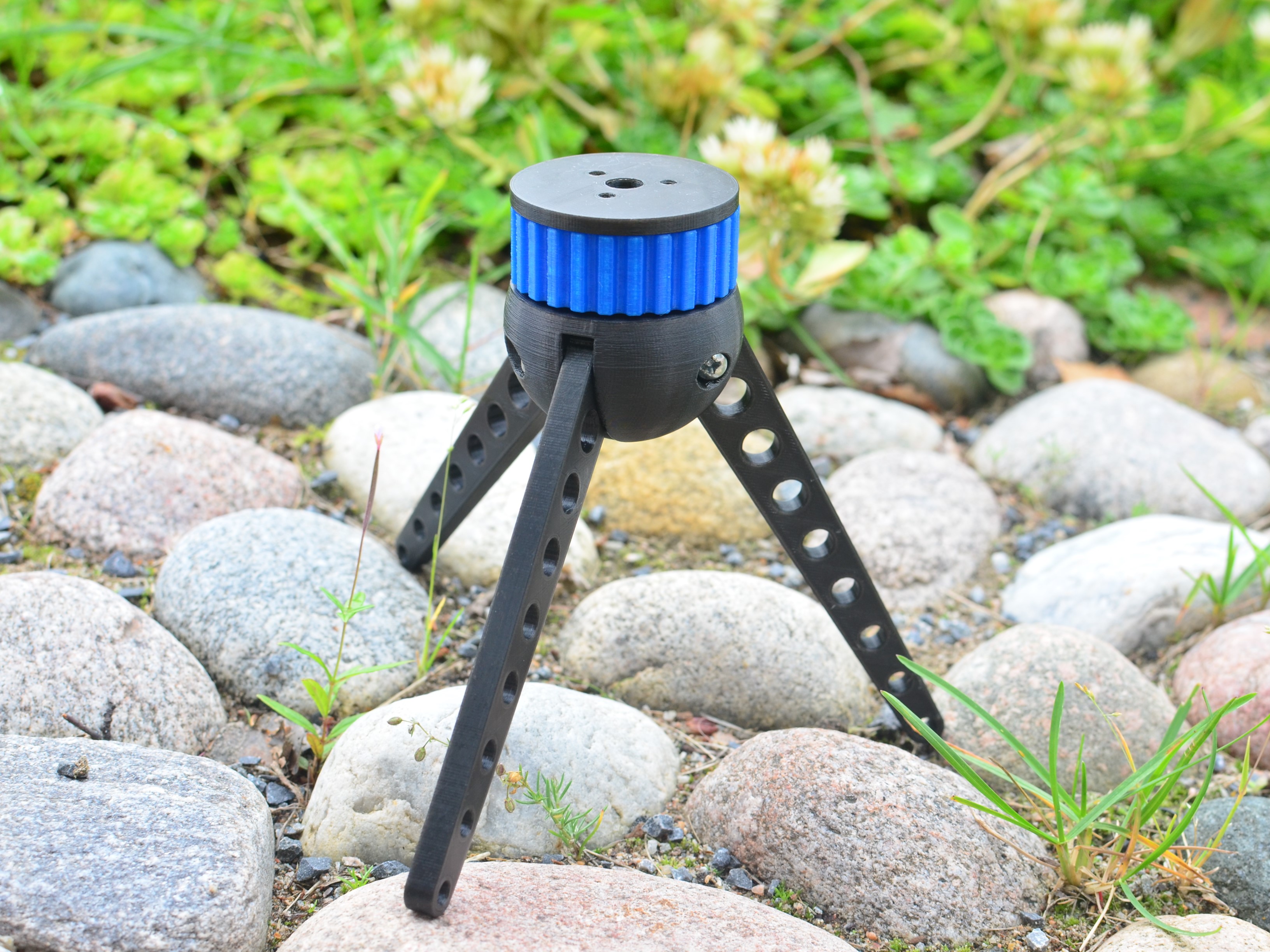 Modular Mini Tripod by HenriDIY | Download free STL model | Printables.com