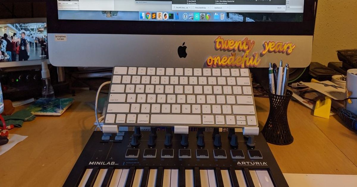 Mac Keyboard Riser Stand with Angle by DorffMeister Download free STL model