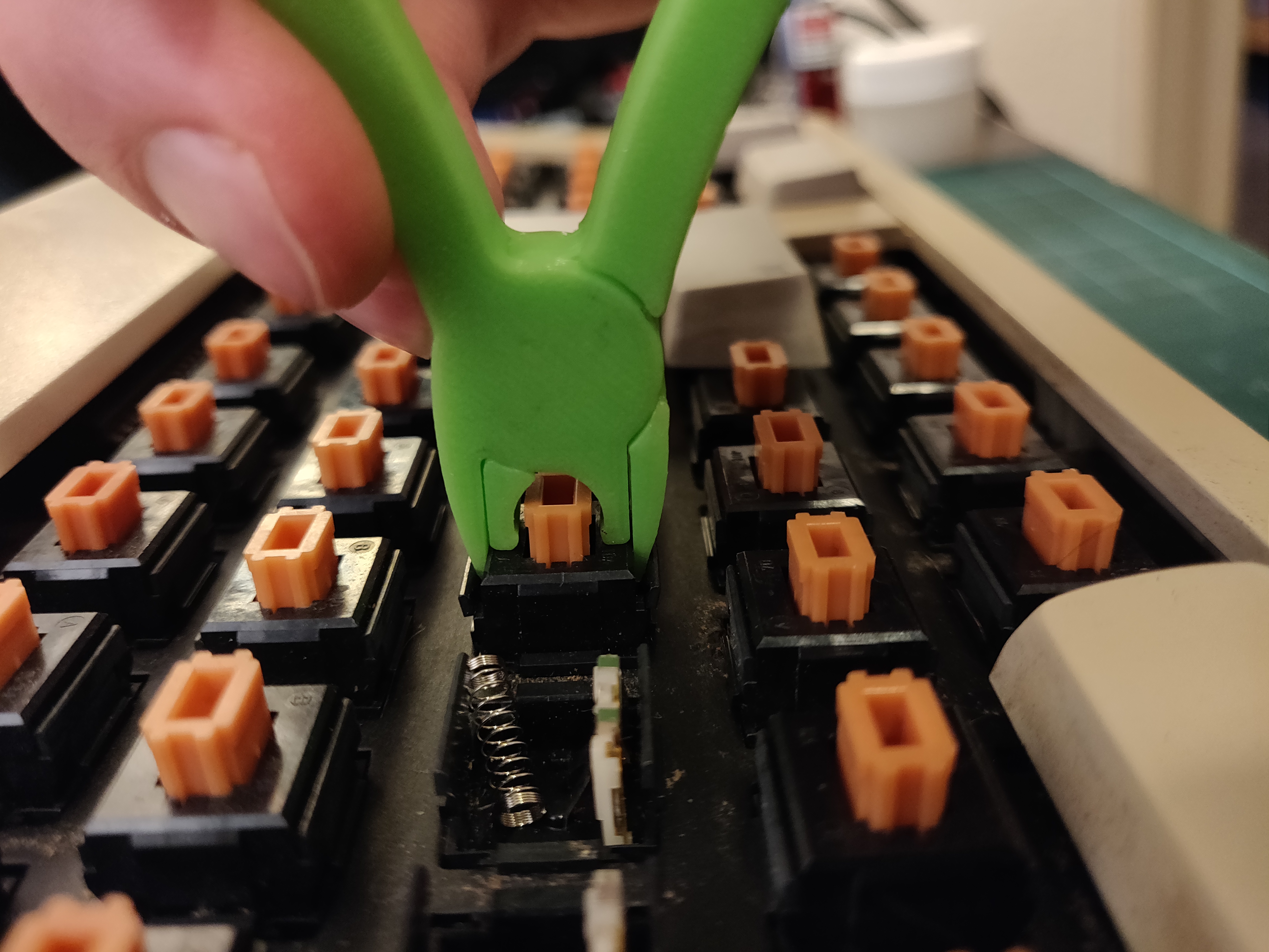 Alps switch opener V2 — thumbnail 2