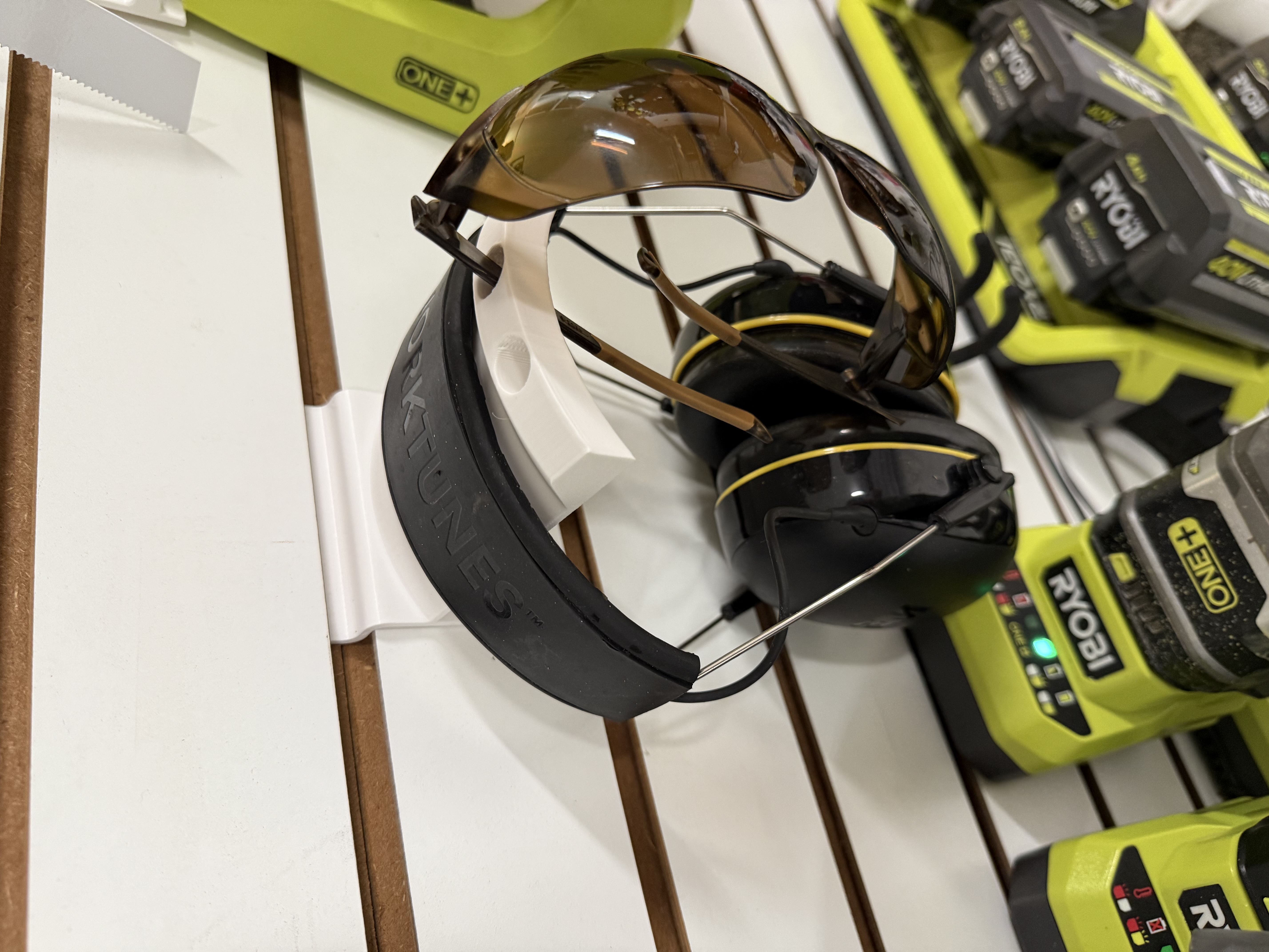 Slatwall Earmuff and Eye Protection Hanger