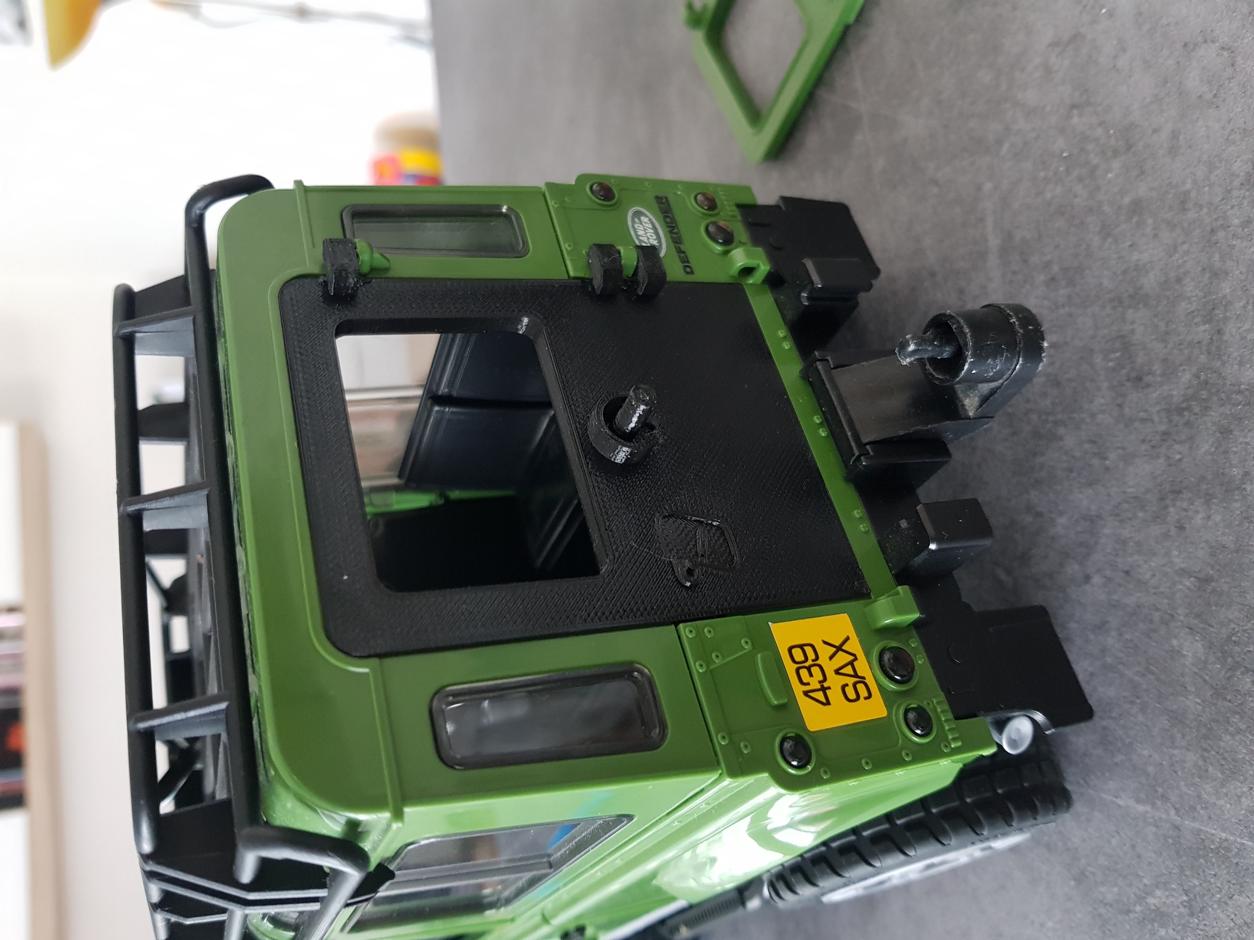 Bruder Land Rover Defender - Back door