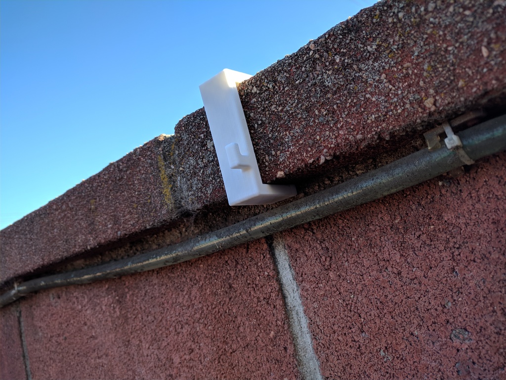 Brick Cap Clip Hook for Wall or Fence