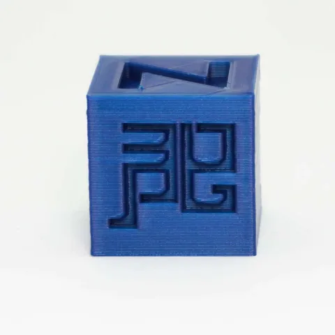 Calibration Cube // The 3D Print Geek Edition