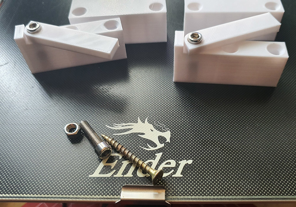 Miniatura 7 do modelo 3D Camping Table Wall Brackets