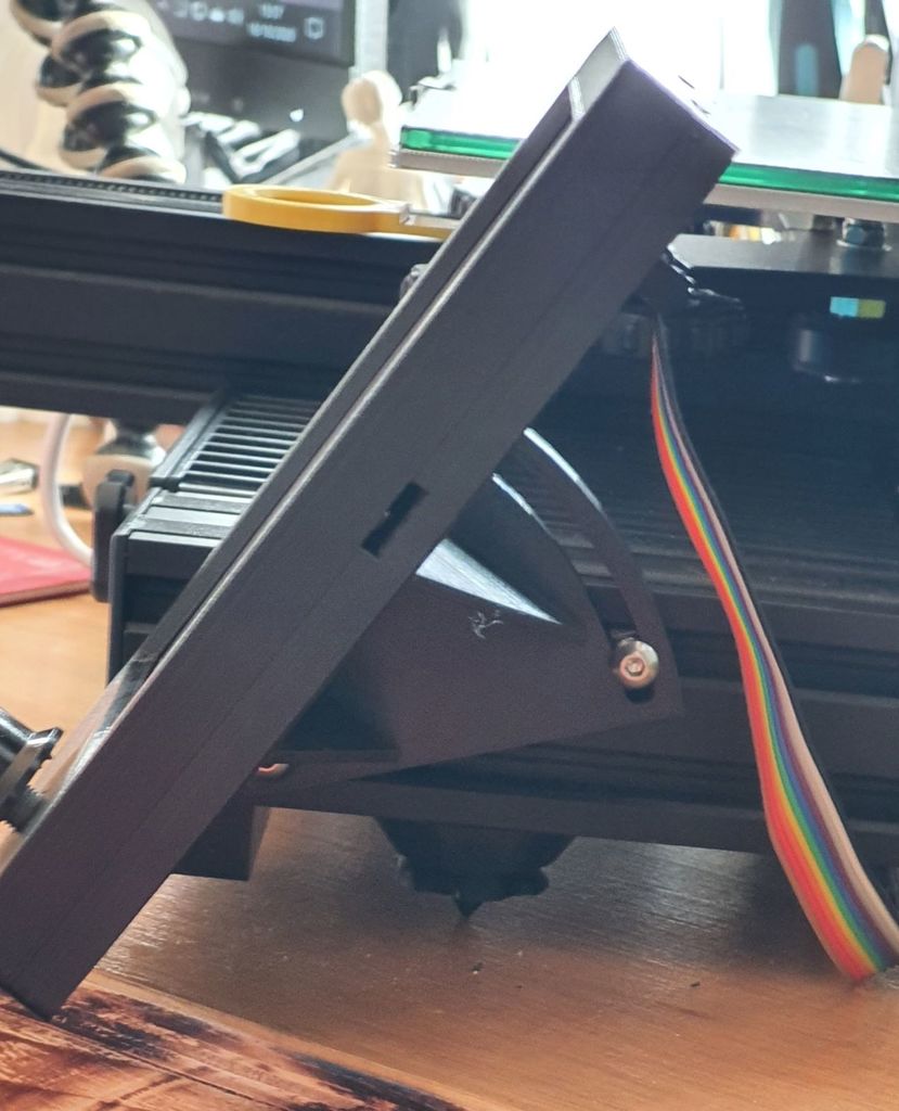 Miniatura 4 do modelo 3D Ender 3 v2 Replacement Screen Case