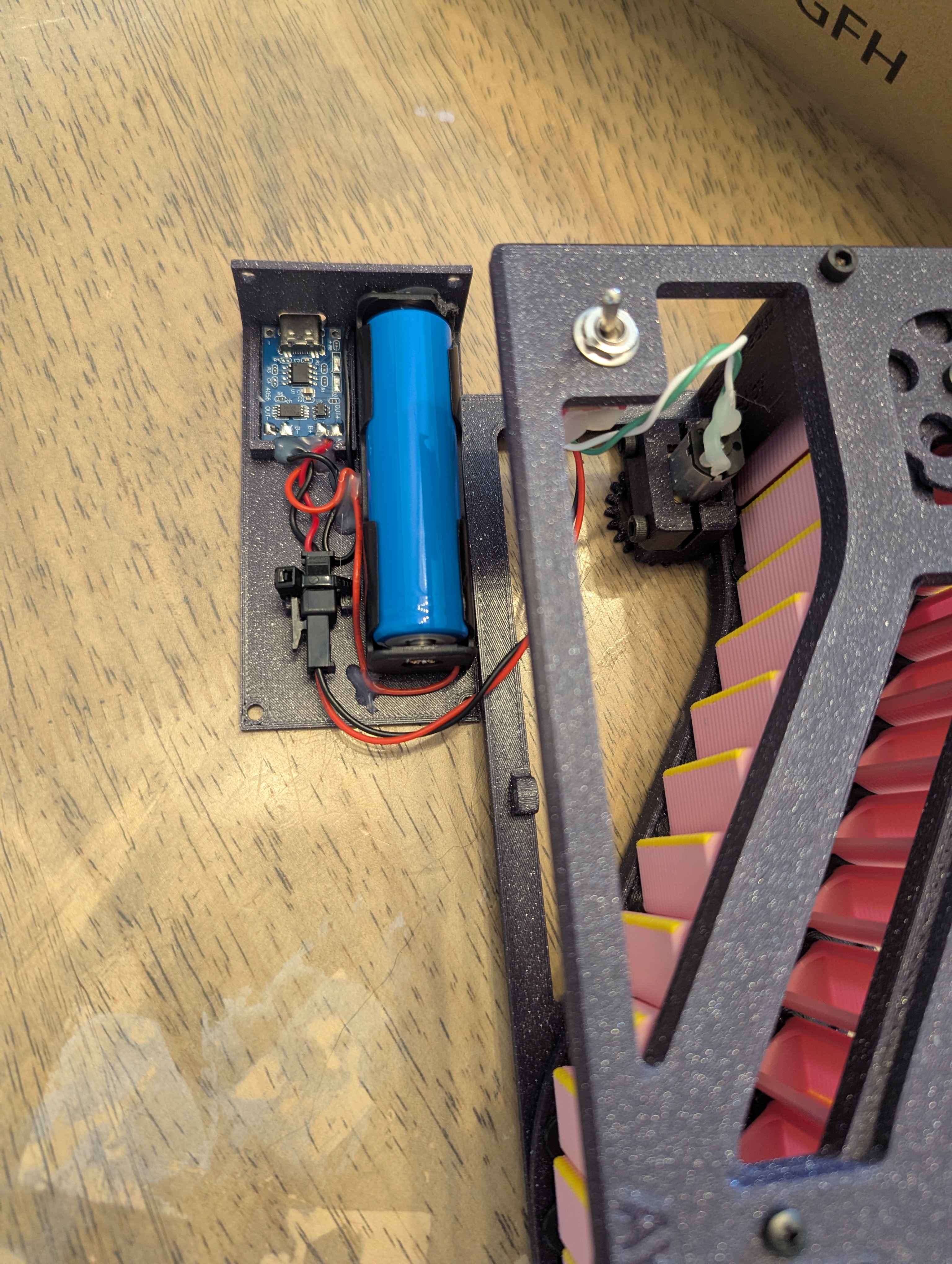 Motorized Escalator Model - Redux, minor updates
