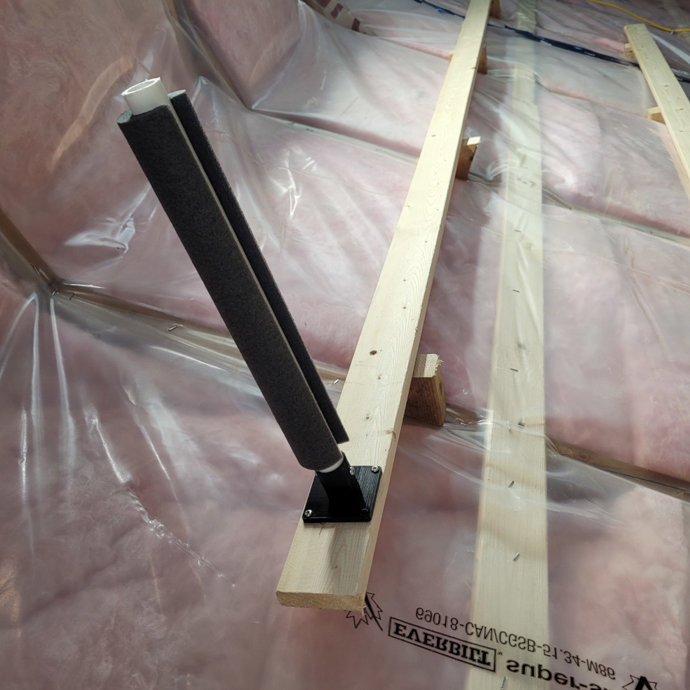 3/4" PVC Pipe wall mount by greg Download free STL model