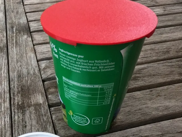 Lid for large yogurt cup (500g)