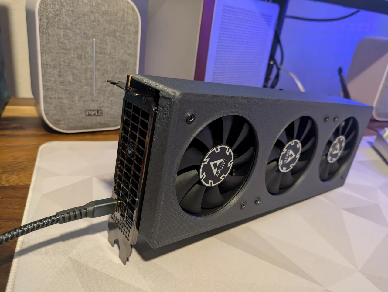 Radeon Instinct MI50 32GB(冷却ファンをサービス) Radeon Instinct