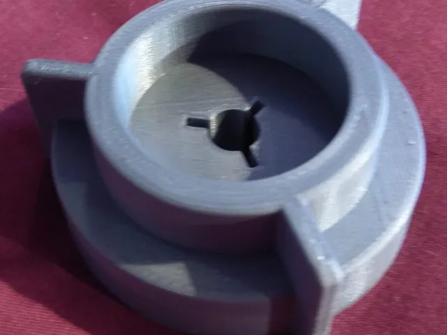 Reel to reel tape adapter