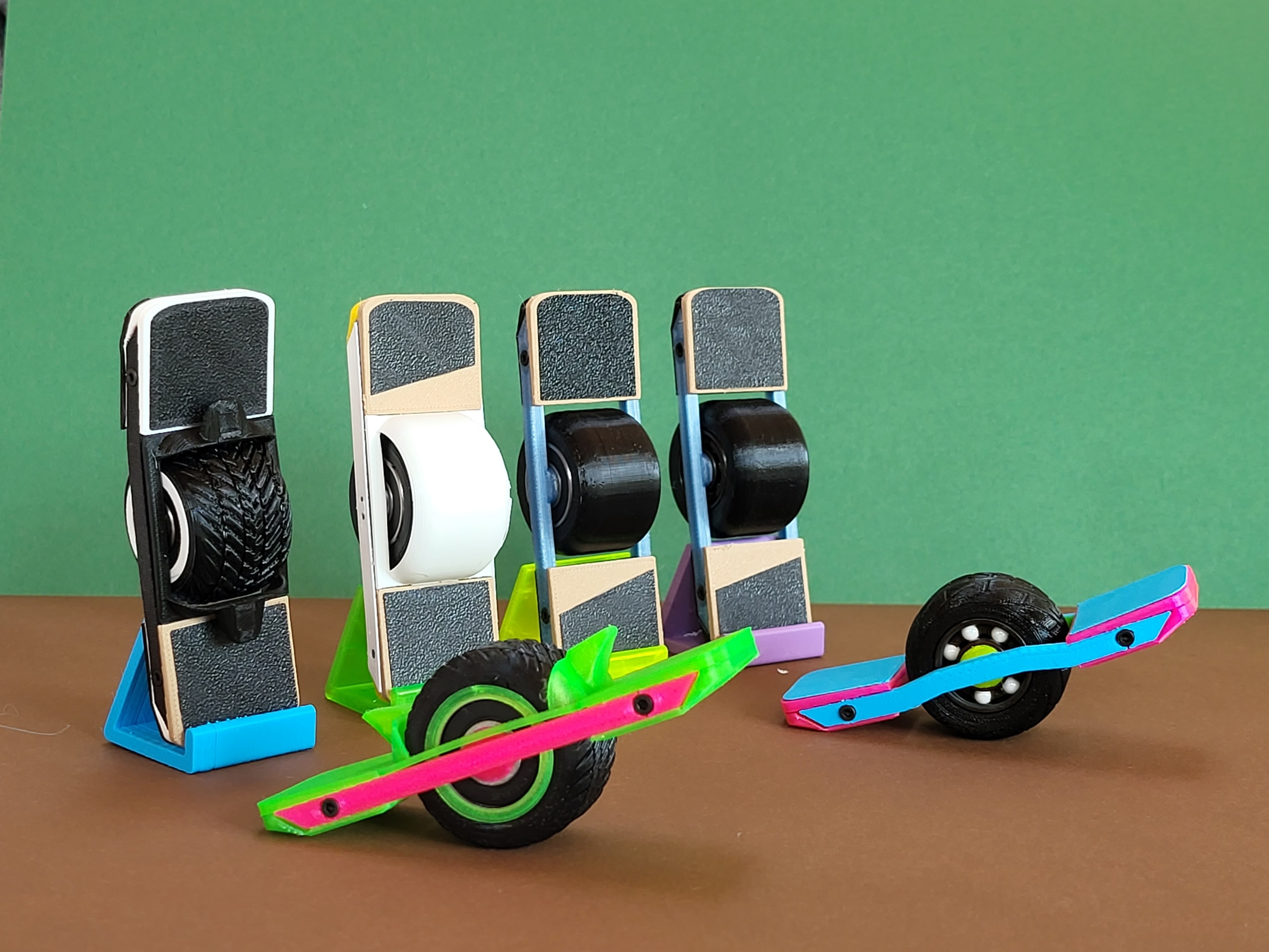 Finger Skateboard (OneWheeled) by L Download free STL model