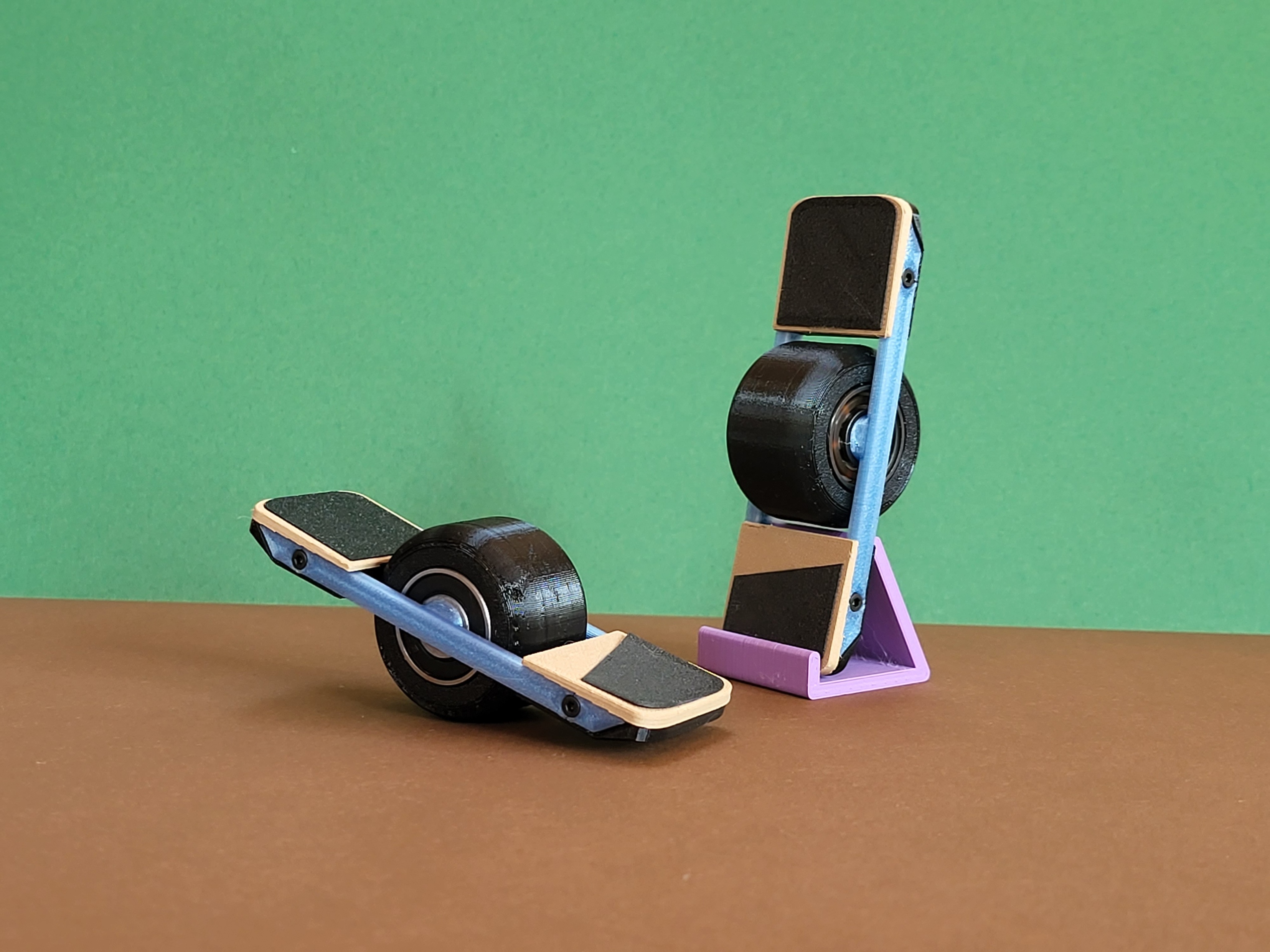 Finger Skateboard (OneWheeled) by L Download free STL model