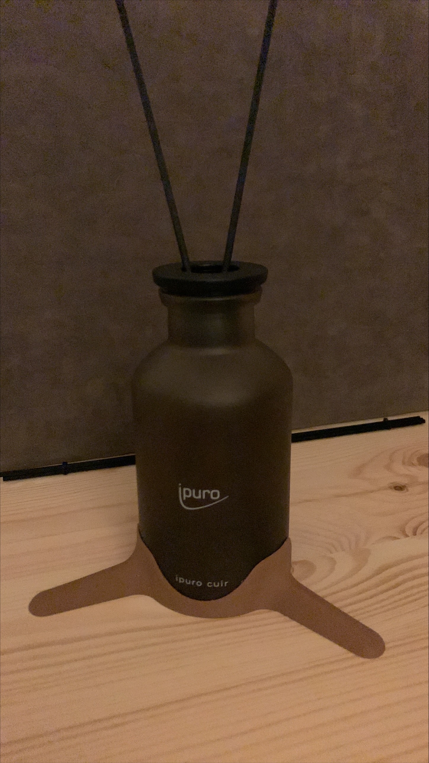 iPuro Bottle Stand