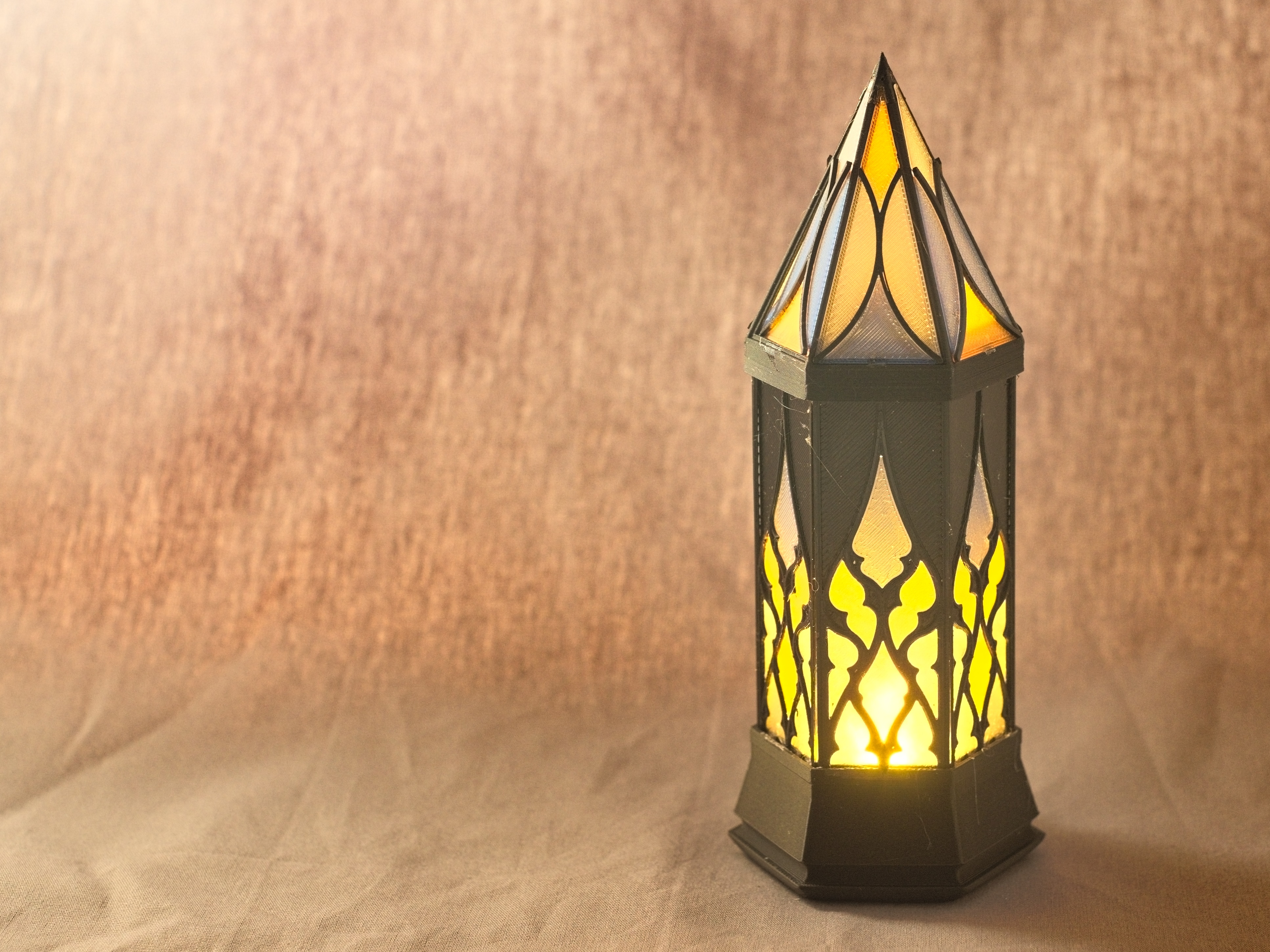Cathedral Window LED lamp