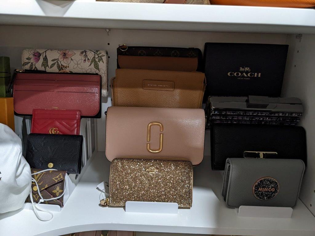 Handbag Clutch Purse Wallet Stand Wardrobe Organizer