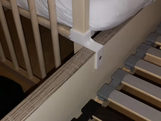 Connectors to modify IKEA babybed into a "babybay"/Verbinder zum Umbau von IKEA Babybett als Beistellbett