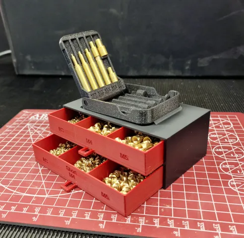 Storage box for thread inserts