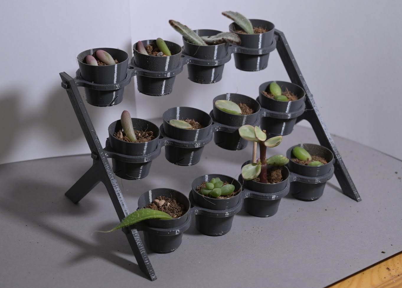 Small planter rack