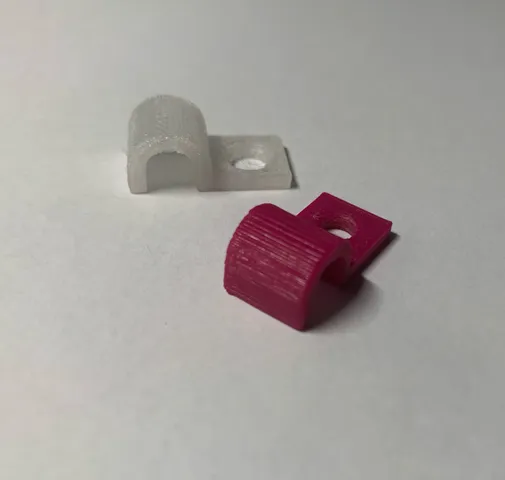Universal cable / wire holder one screw