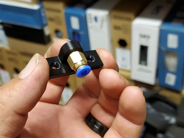 PTFE Tube Mount to be used with 6mm ptfe connector