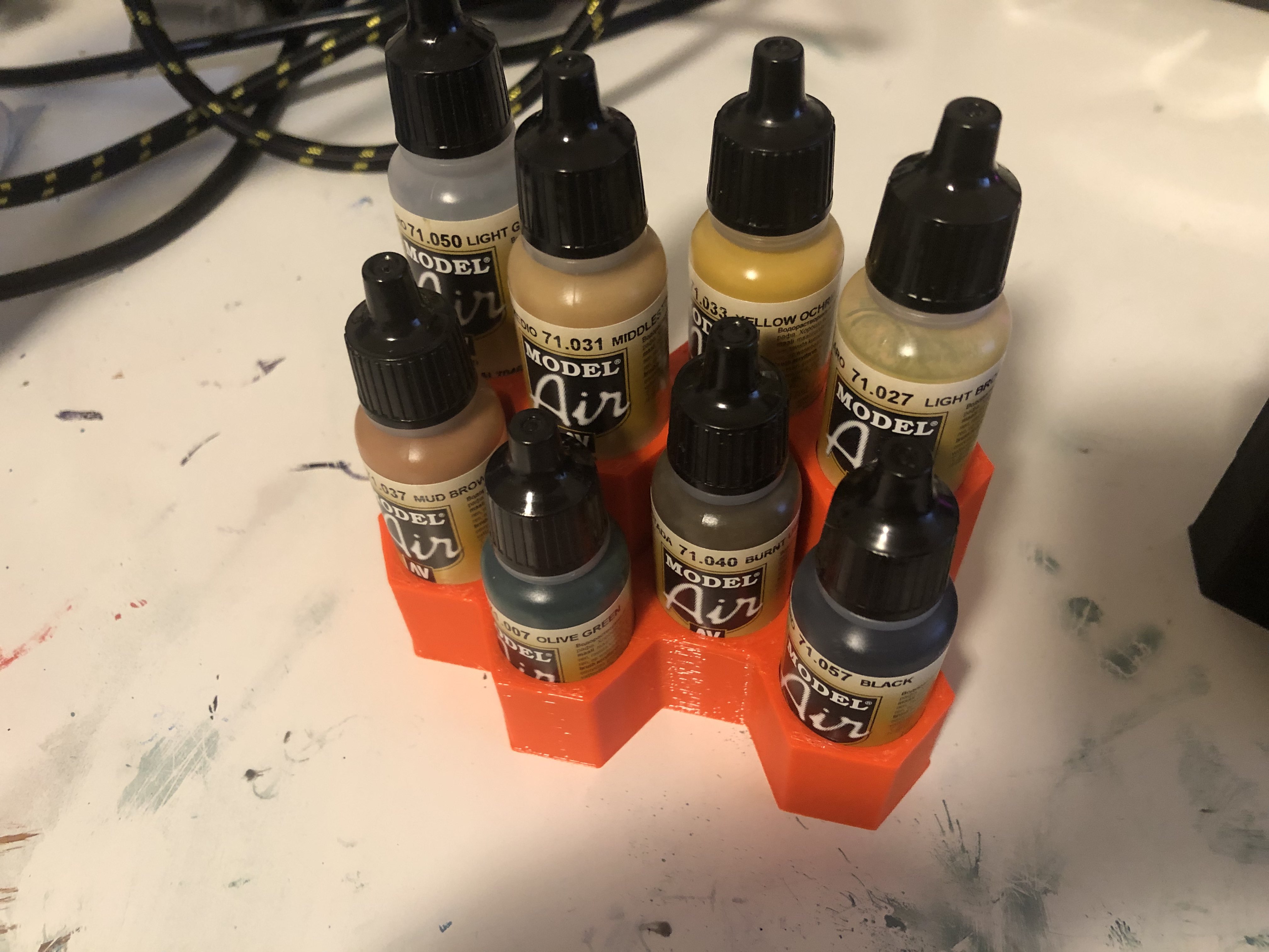 Hexagonal Vallejo Paint Holder also compatible with other 17ml paints and smaller by Gordan