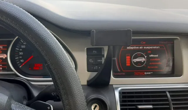 Mobile Holder for Audi Q7 2005-2013
