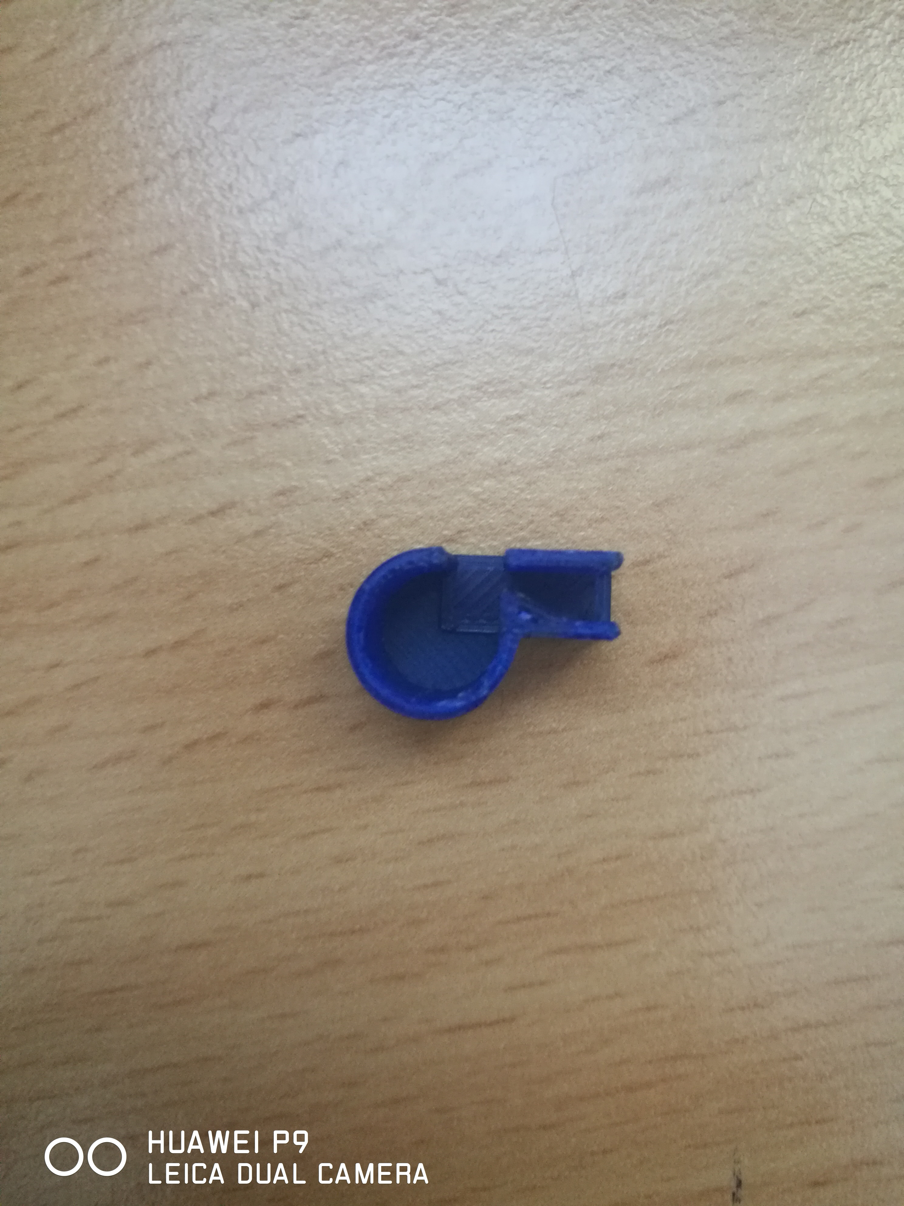Miniatura 3 do modelo 3D mini whistle v1