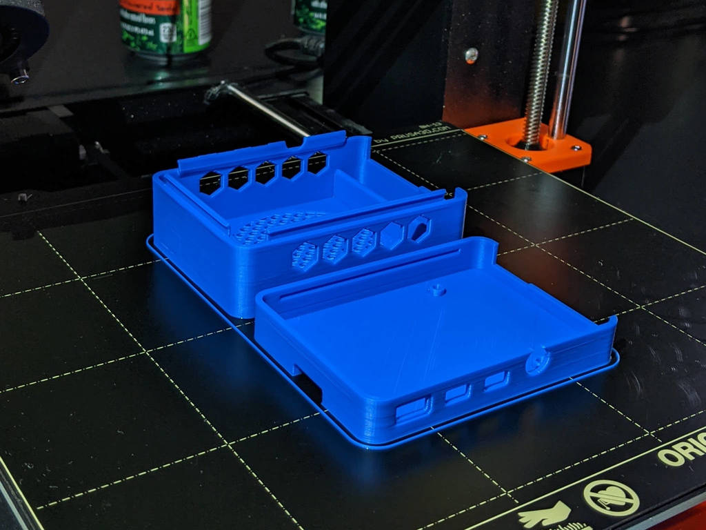 Pi 4 Snapfit 60mm fan case w/ exhaust and grill — miniatura 3