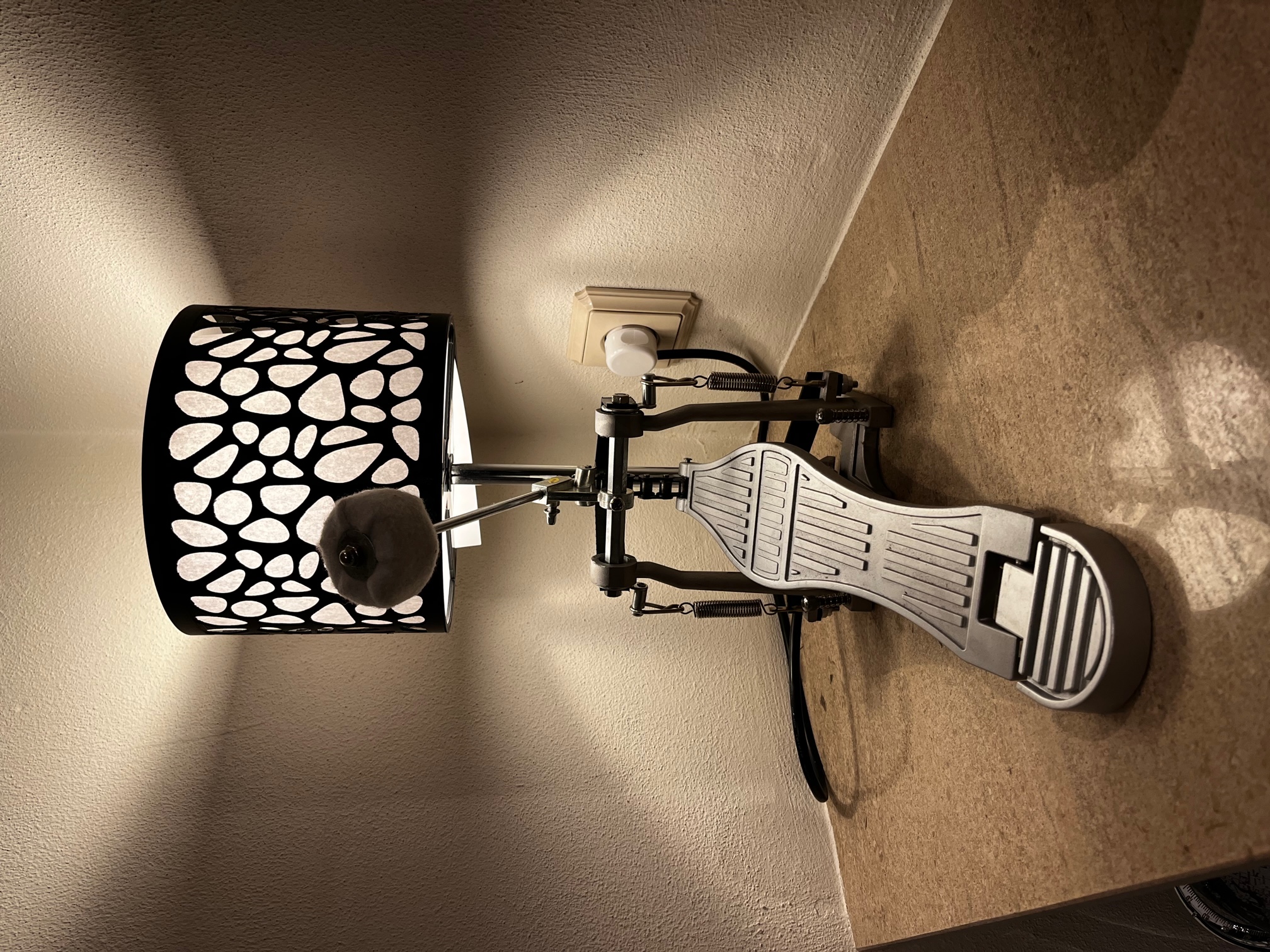 Fireplace Drum Voronoi Shelf Lamp