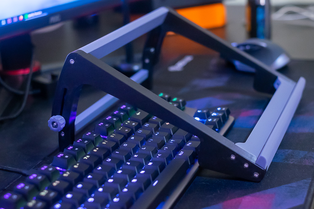 Adjustable Drawing Tablet Stand (Modular) by scaryPug Download free