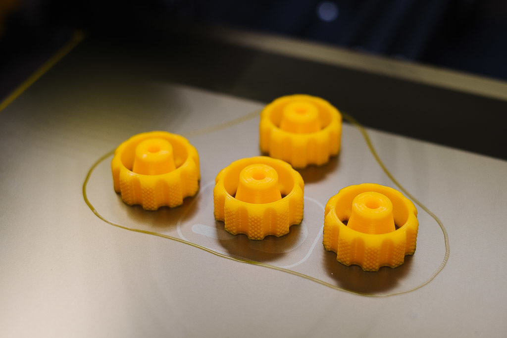 M4 Knurled Bed Leveling Knob for Ender 3 (Parametric Fusion 360) by