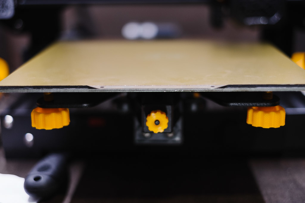 M4 Knurled Bed Leveling Knob for Ender 3 (Parametric Fusion 360) by