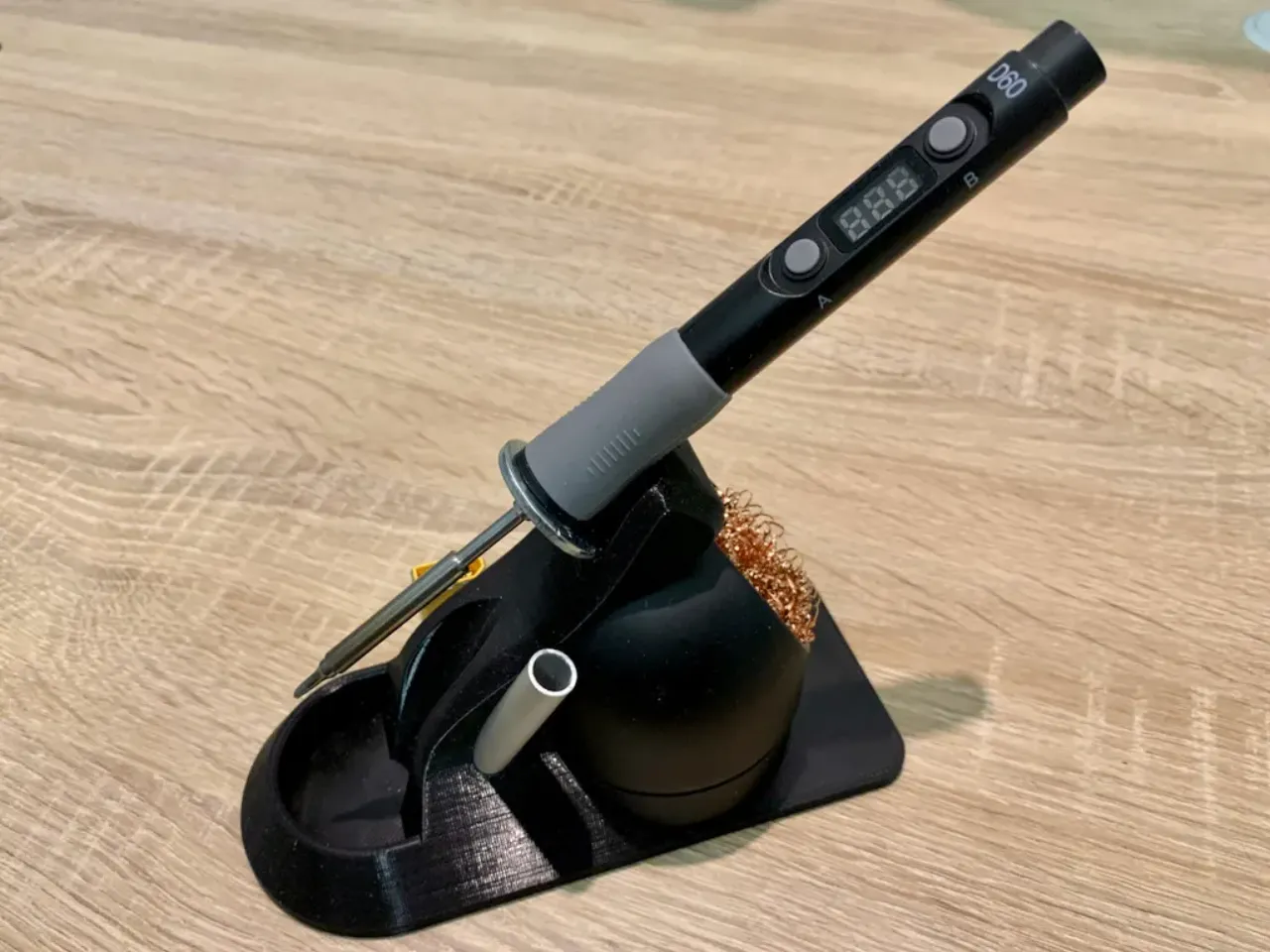 D60 deals soldering iron