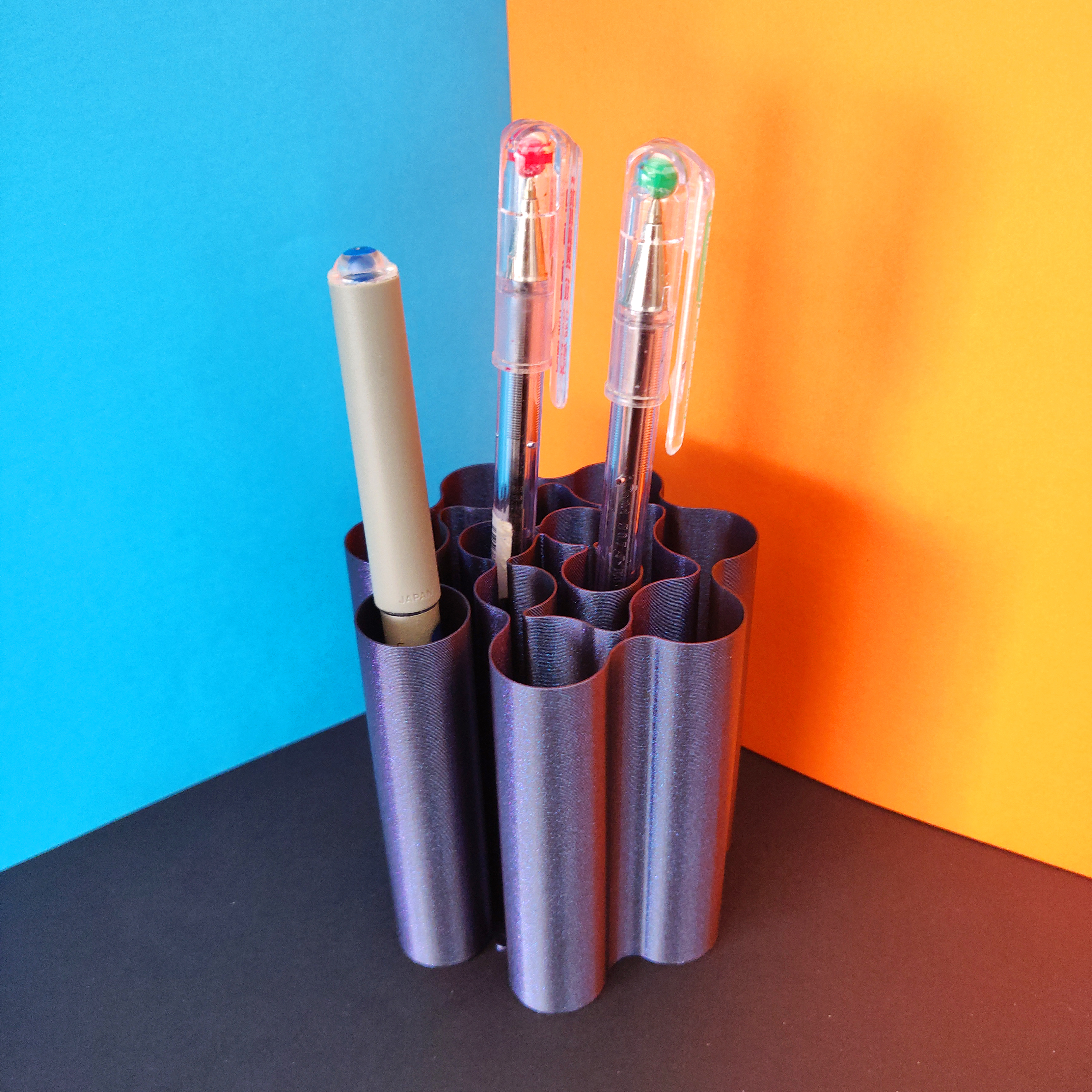 Connected Cylinders Pen Cup