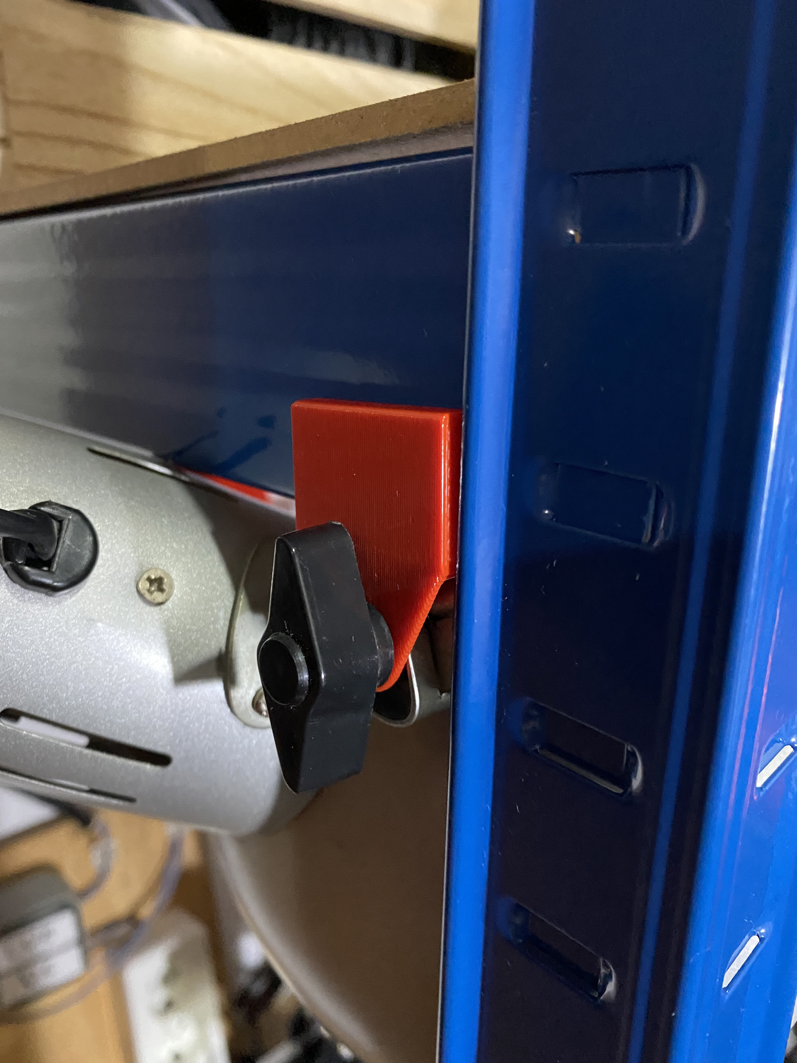 Desktop lamp clamp // Pinza para lampara de mesa
