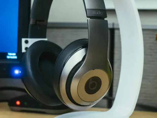 Headphone Stand