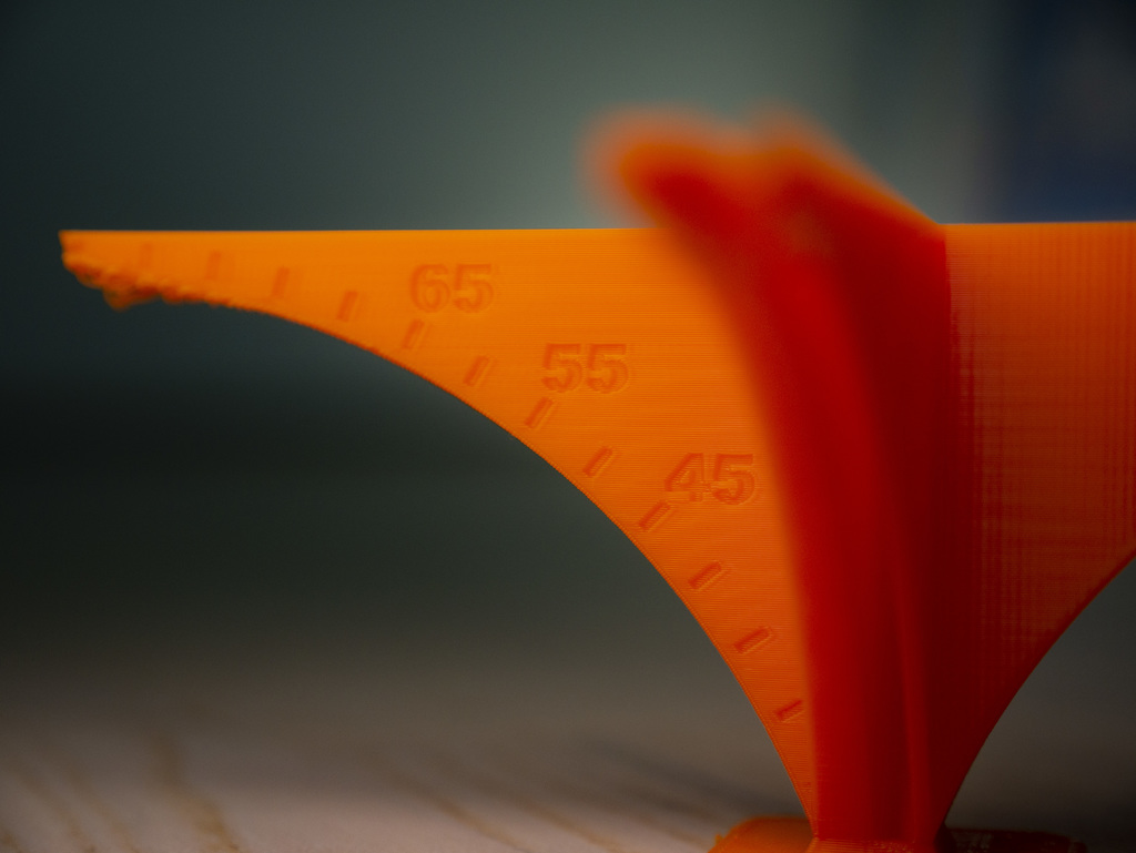 Overhang uniformity benchmark — miniatura 3
