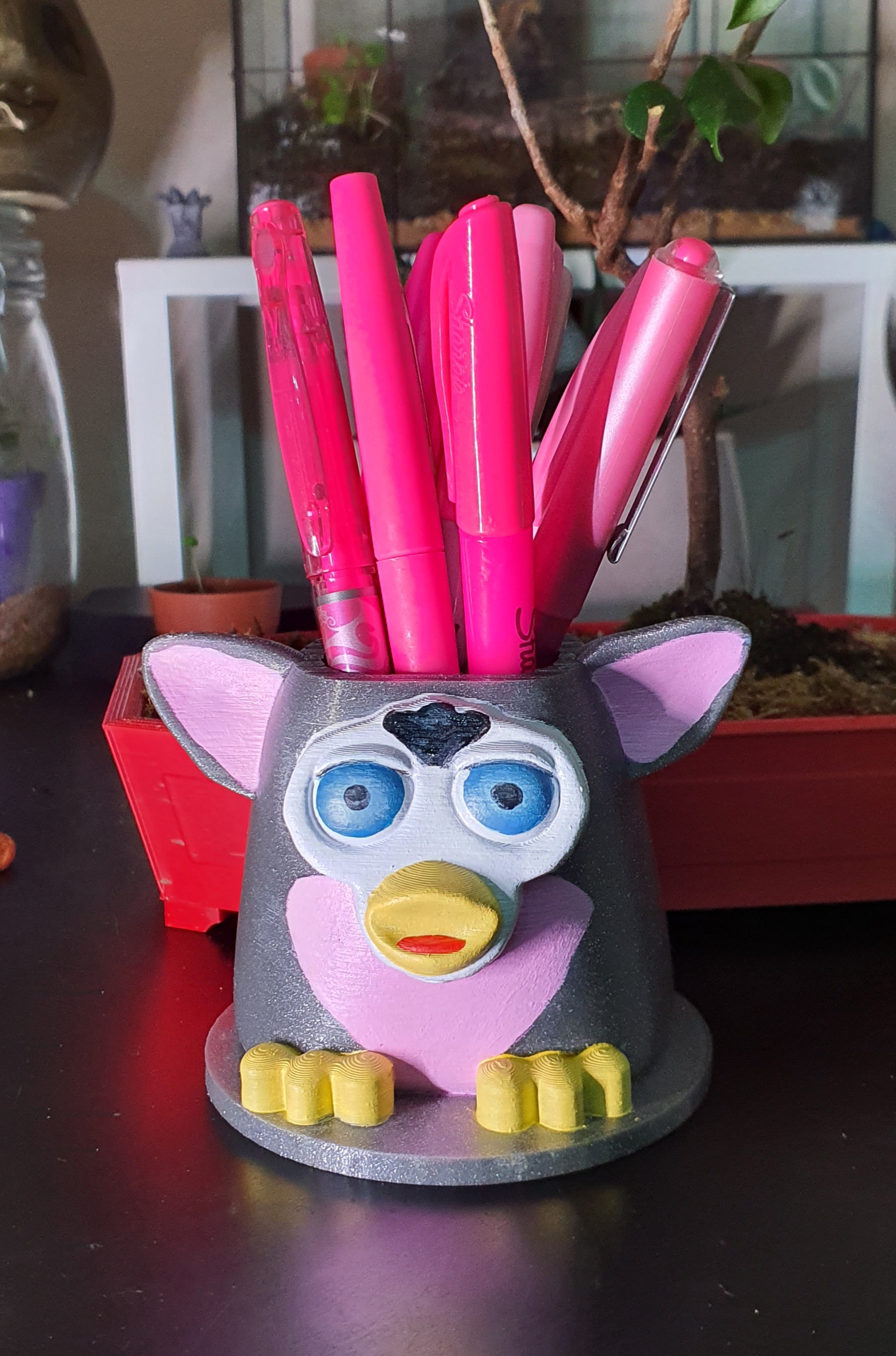 Furby pen pot