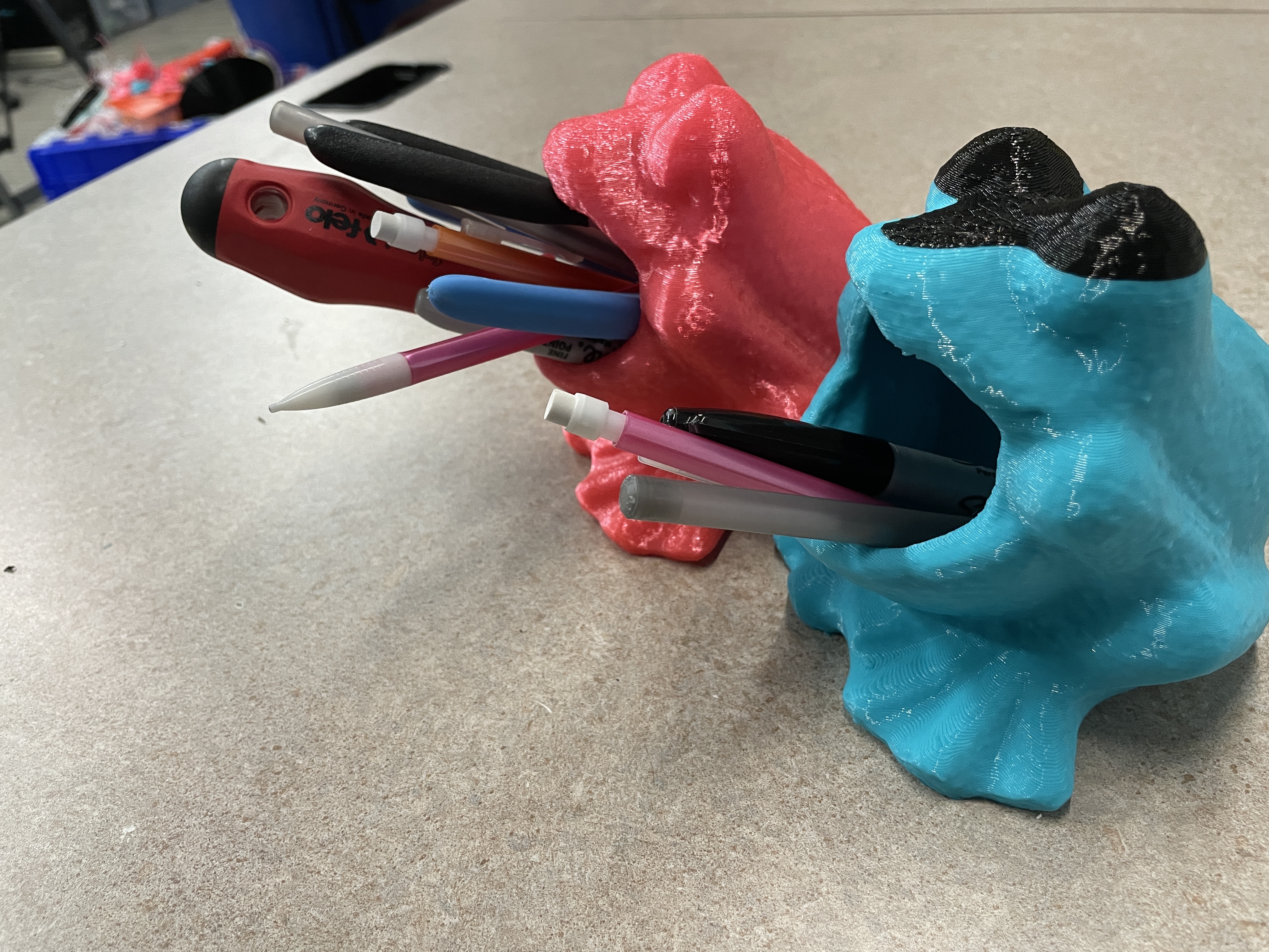 Miniatura 7 do modelo 3D Frog Pen Holder