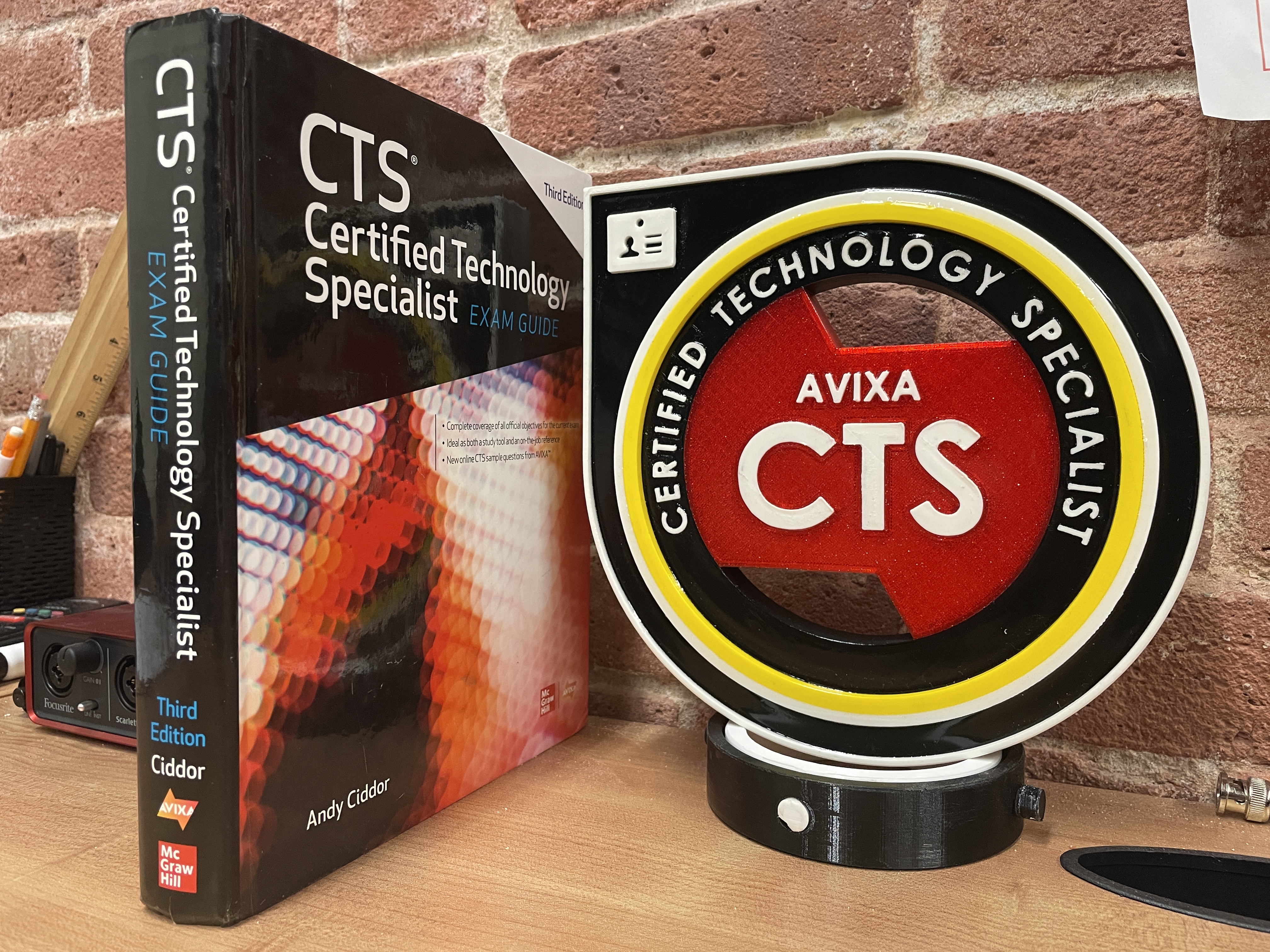 AVIXA CTS Certified Wall or Desktop Award
