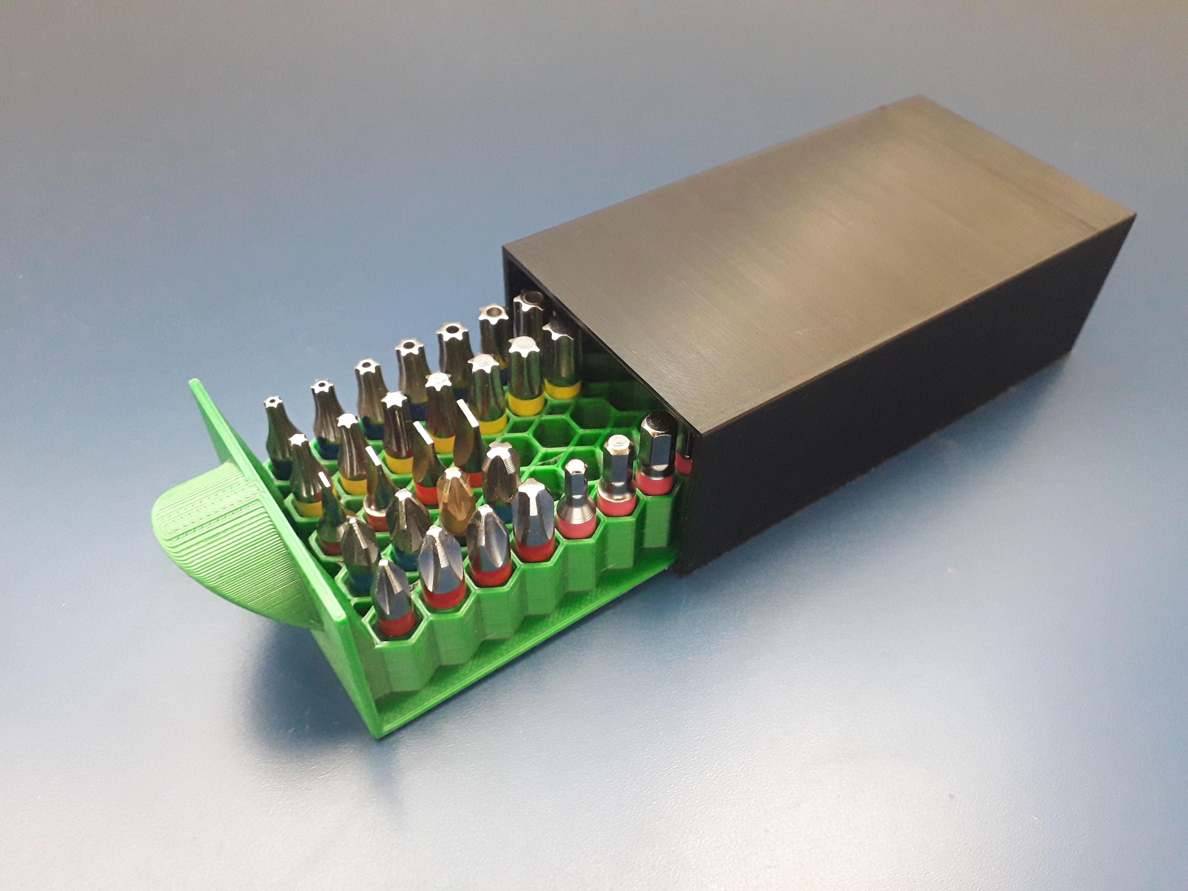 Miniatura 14 do modelo 3D Hex bit storage box