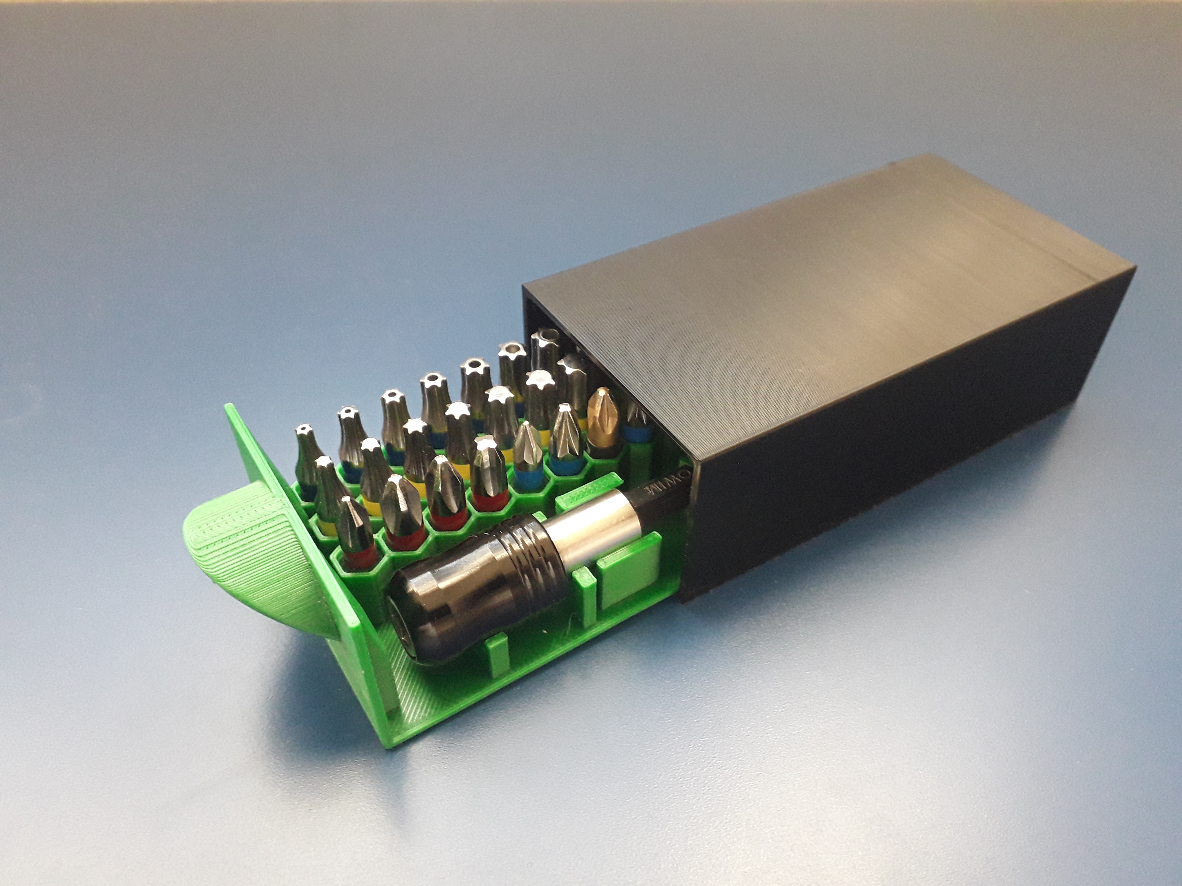 Miniatura 11 do modelo 3D Hex bit storage box