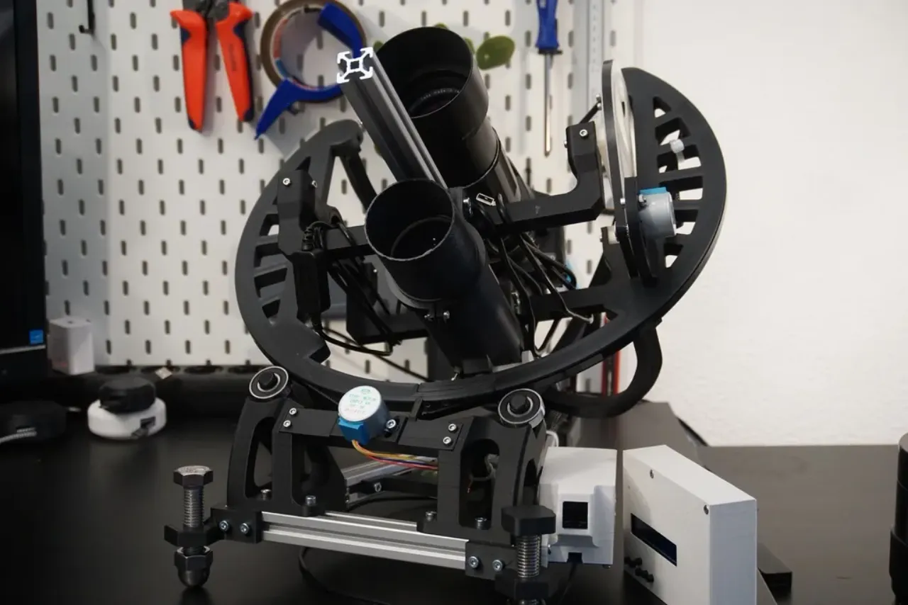 OpenAstroTracker DSLR tracking GoTo mount by OpenAstroTech