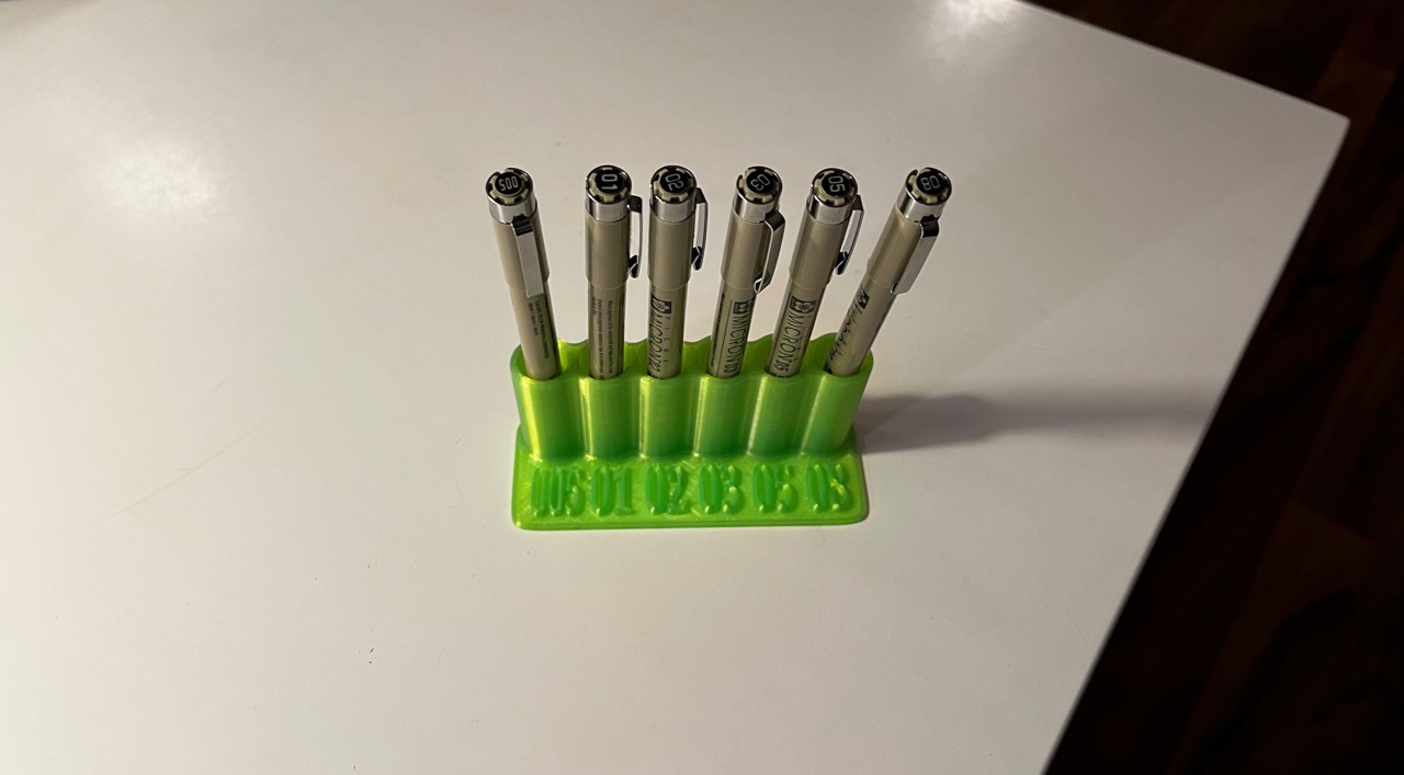 Pen holder 6 slots