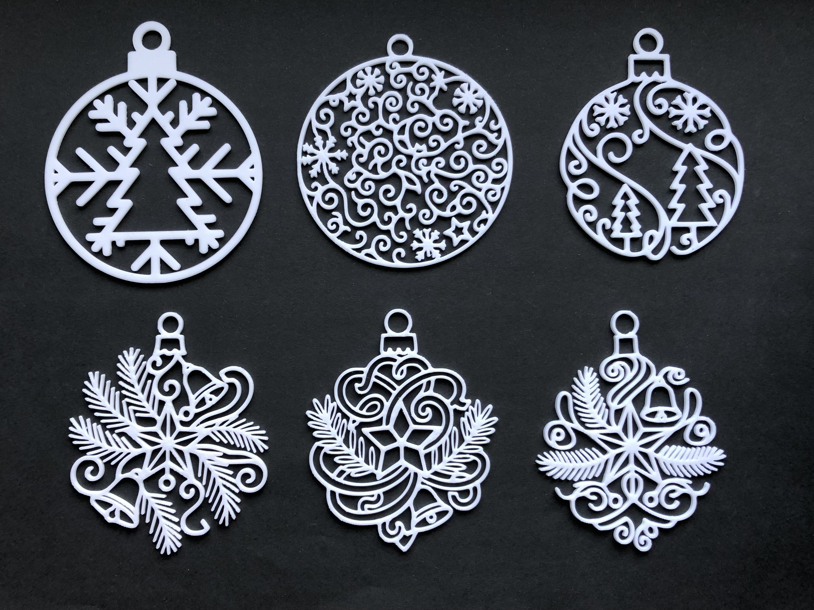 Set of Lightweight, Intricate Christmas Ornaments